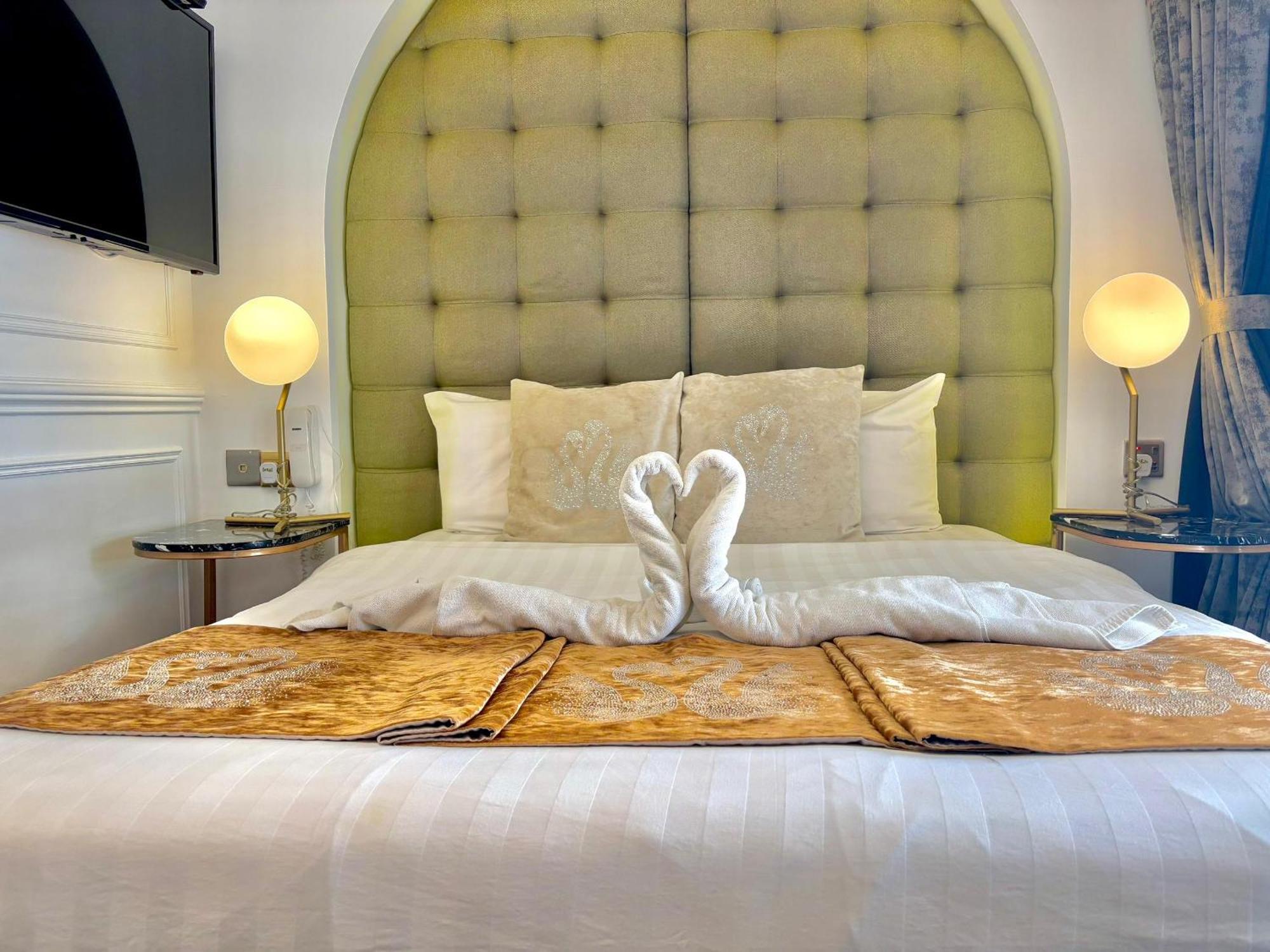 White Mansion Penang Hotell George Town Exteriör bild